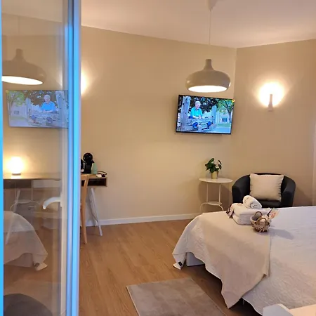 Prana Guesthouse, Yoga & Ayurveda Гостьовий будинок