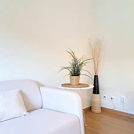 Prana Guesthouse, Yoga & Ayurveda Гостьовий будинок 3*