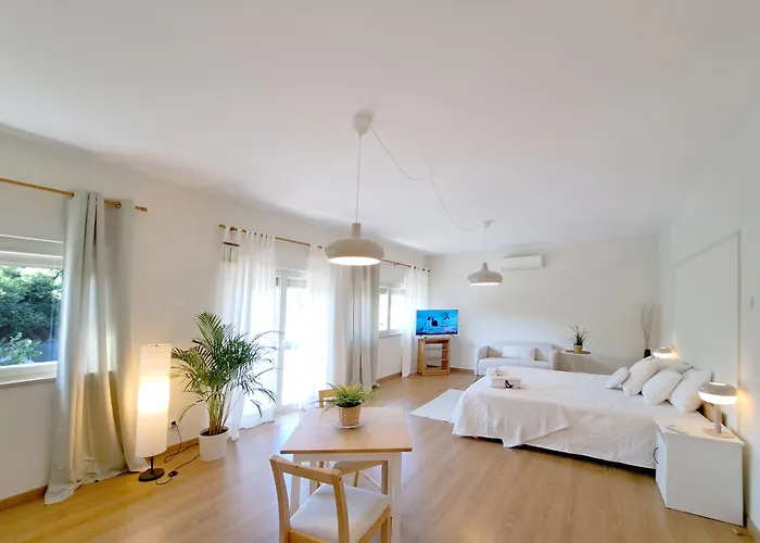 Prana Guesthouse, Yoga & Ayurveda Maison d'hôtes Portimão